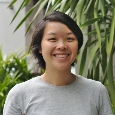 photo of lesley sim